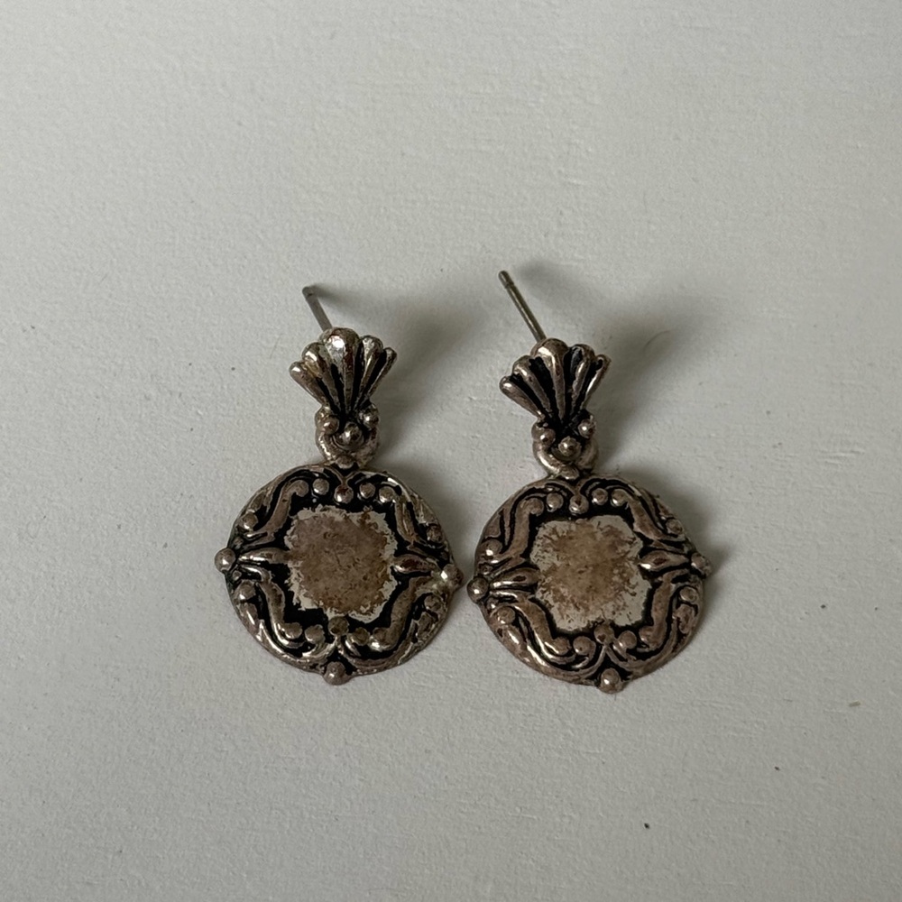 Vintage Avon Elegant Silver-Toned Earrings